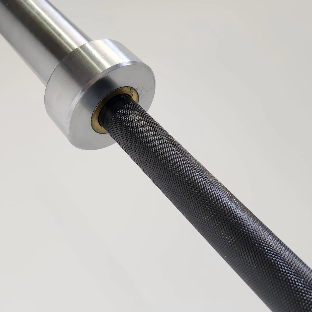 ARROW 20kg Olympic Bar High Tensile - 240PSI 4 ARROW 20kg Olympic Bar High Tensile - 240PSI - Image 2