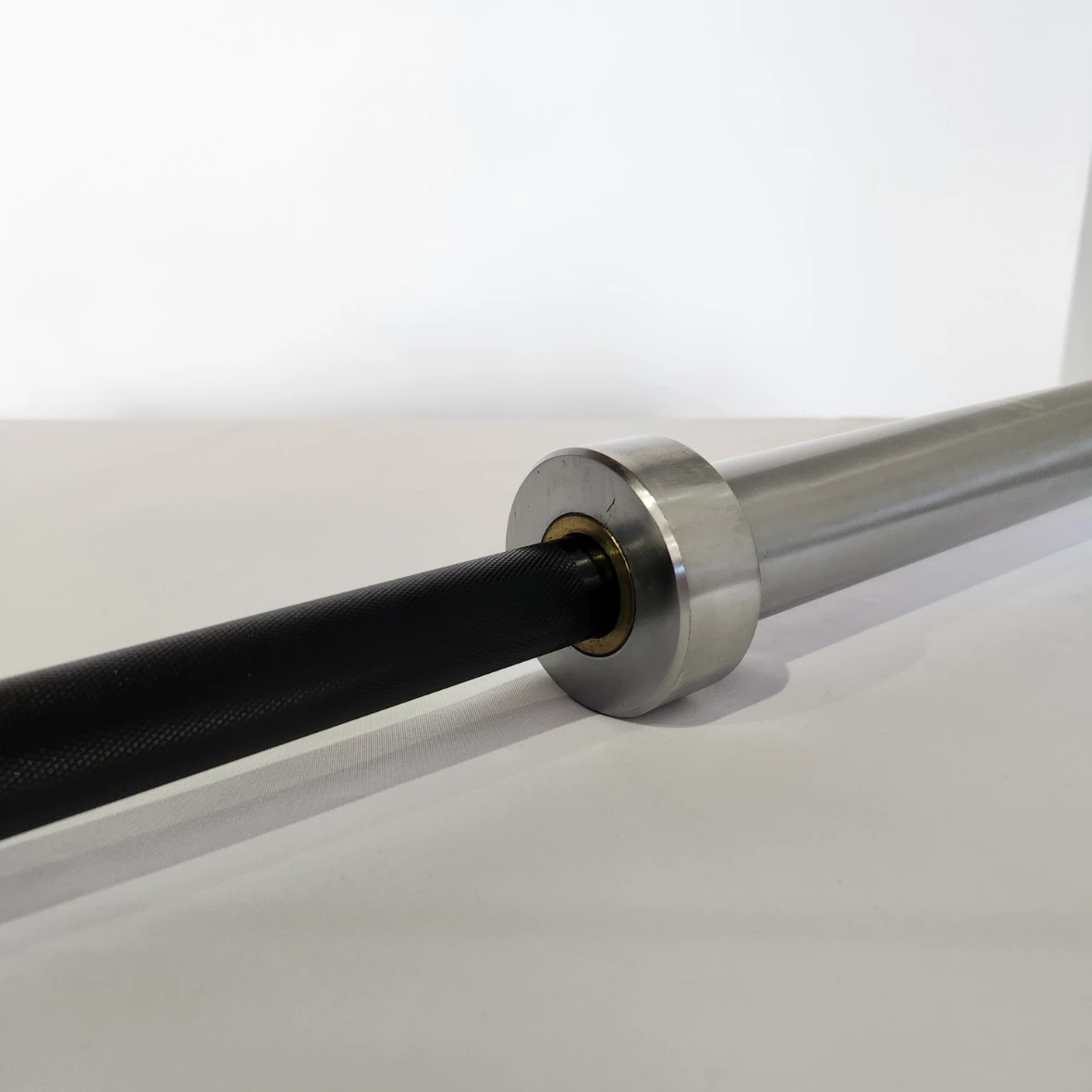 ARROW 20kg Olympic Bar High Tensile - 240PSI 3 ARROW 20kg Olympic Bar High Tensile - 240PSI