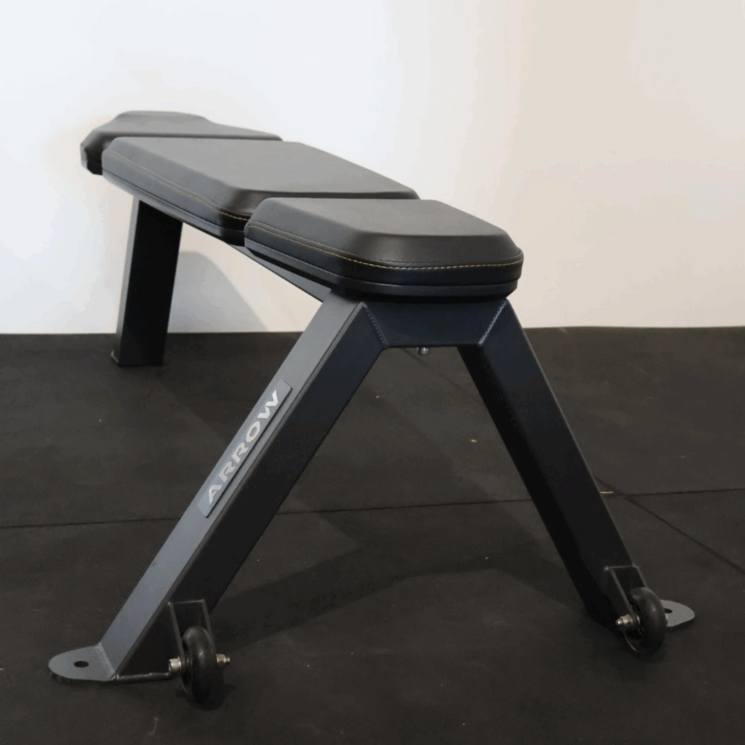 ARROW PLATINUM Flat Bench 4 ARROW PLATINUM Flat Bench - Image 2