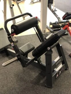 ARROW X9 Ultimate Plate Load Glute Trainer -Fitness Equipment Store IMG 3429